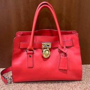 Michael Kors / Hamilton Saffiano / Medium / Red & Gold